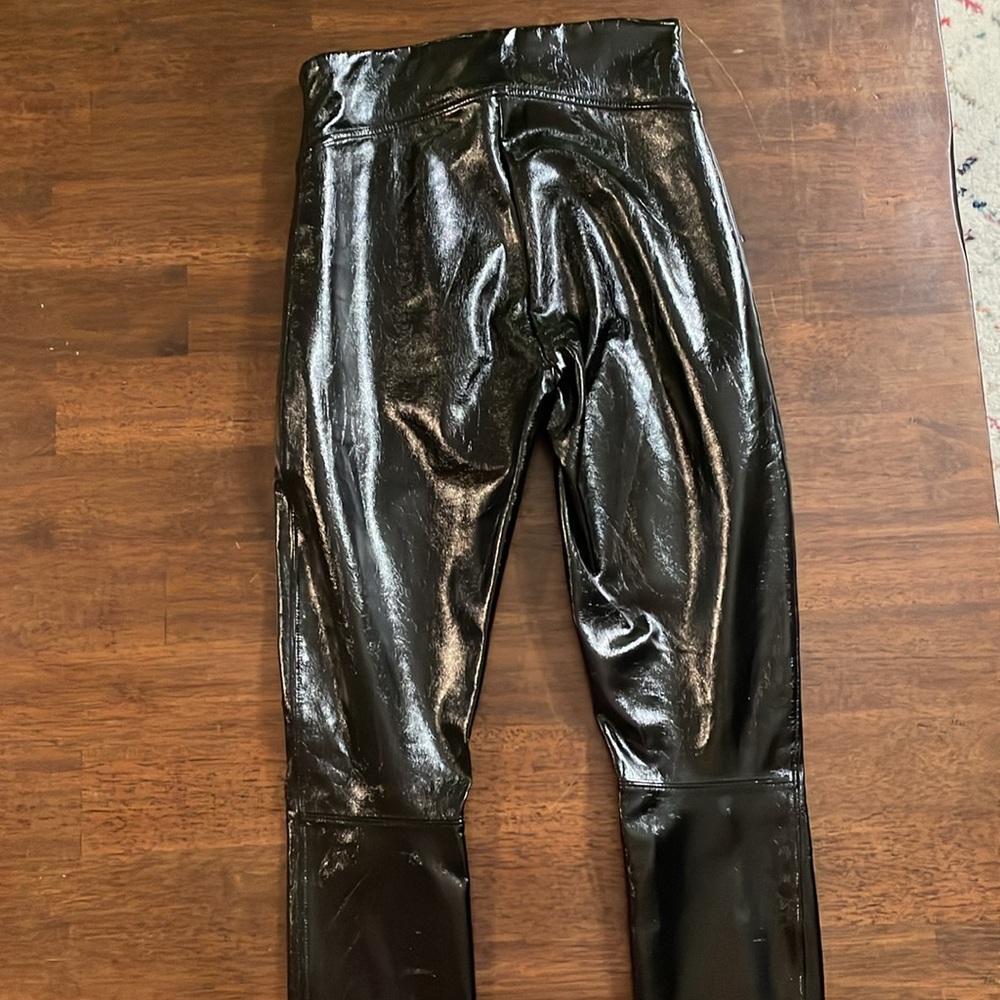 SPANX Faux Patent Leather Leggings - Picture 3 of 3